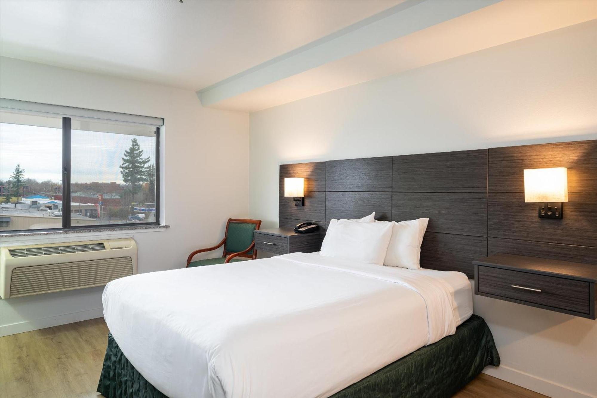 Baymont Inn & Suites By Wyndham Bellingham Bagian luar foto