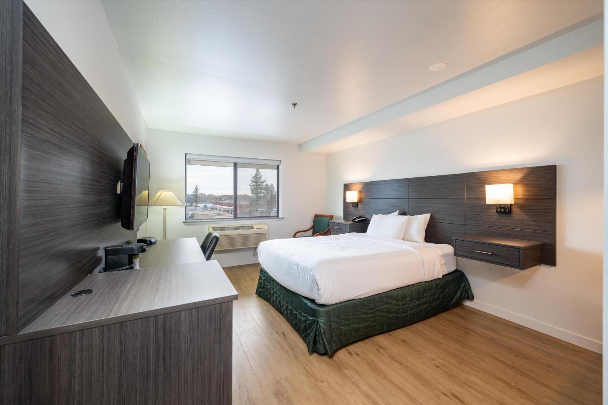 Baymont Inn & Suites By Wyndham Bellingham Bagian luar foto
