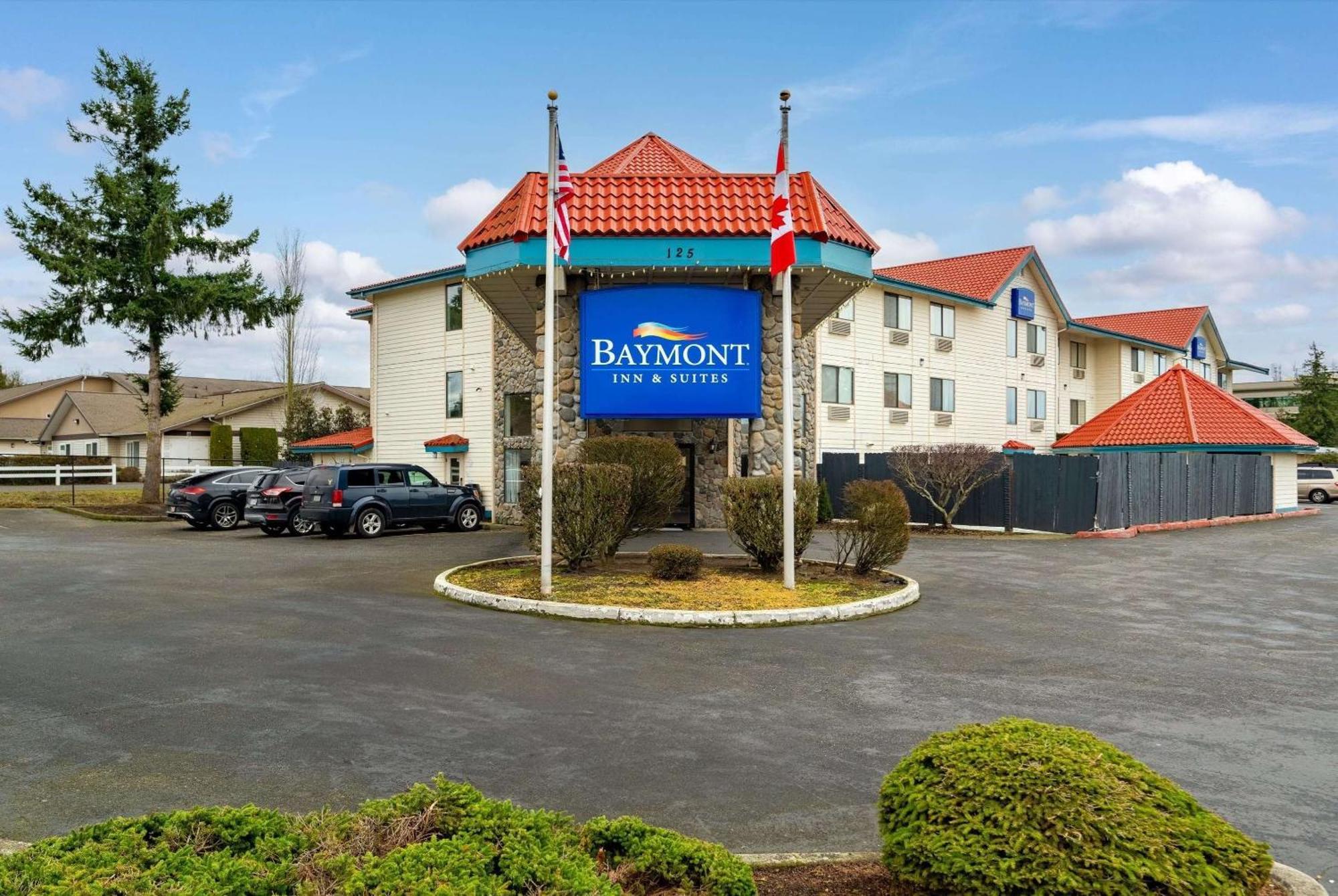 Baymont Inn & Suites By Wyndham Bellingham Bagian luar foto