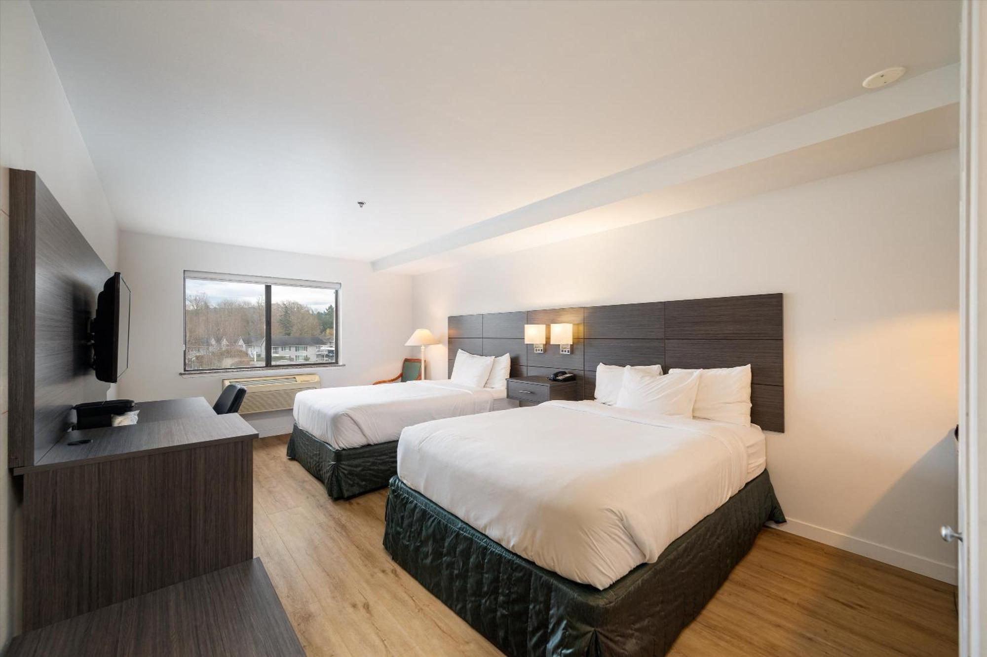 Baymont Inn & Suites By Wyndham Bellingham Bagian luar foto
